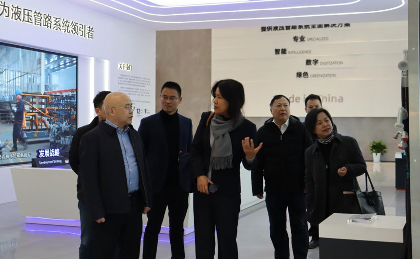 2023年12月13日，Parker中国FCG工厂总经理黄英一行光临9001诚信金沙参观互换。